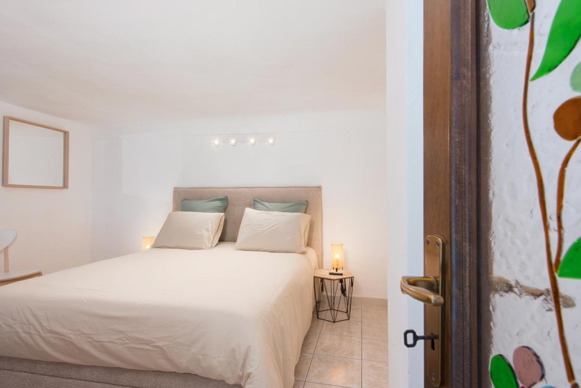 Oliviers -Agreable 2 Pieces Dans Maison Bourgeoise Menton Exteriör bild