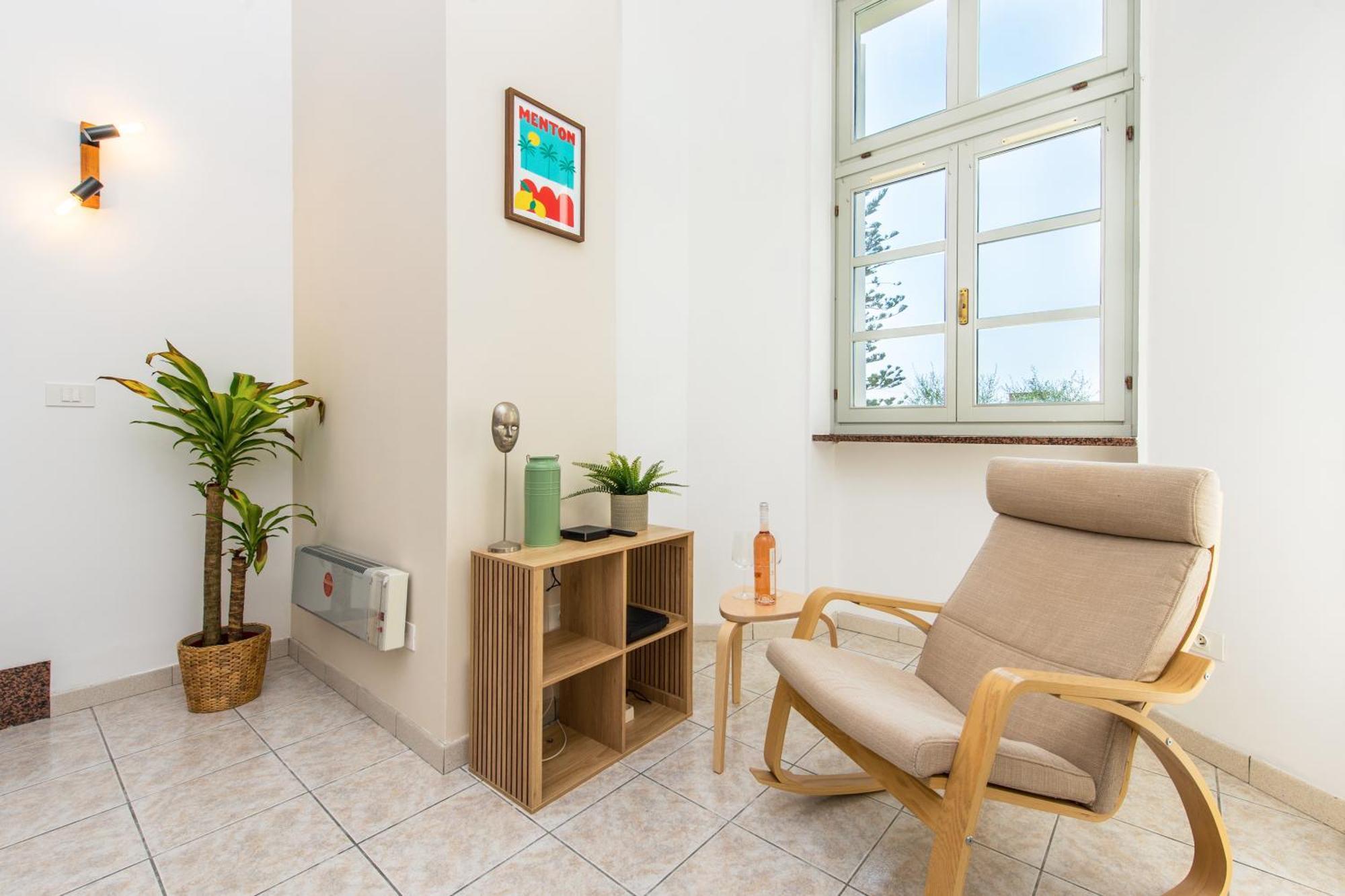 Oliviers -Agreable 2 Pieces Dans Maison Bourgeoise Menton Exteriör bild
