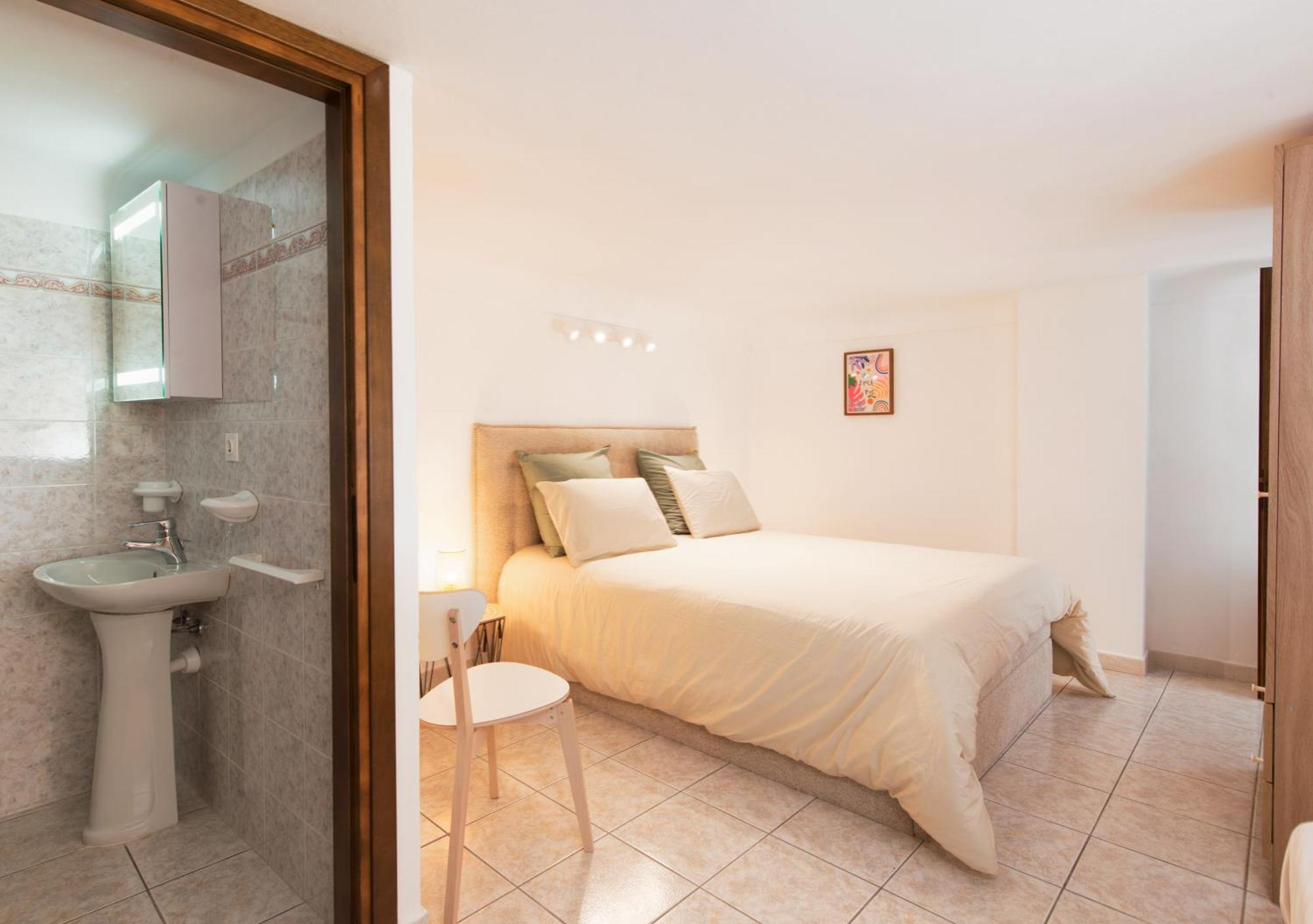 Oliviers -Agreable 2 Pieces Dans Maison Bourgeoise Menton Exteriör bild